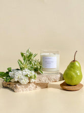Load image into Gallery viewer, English Pear &amp; Freesia
